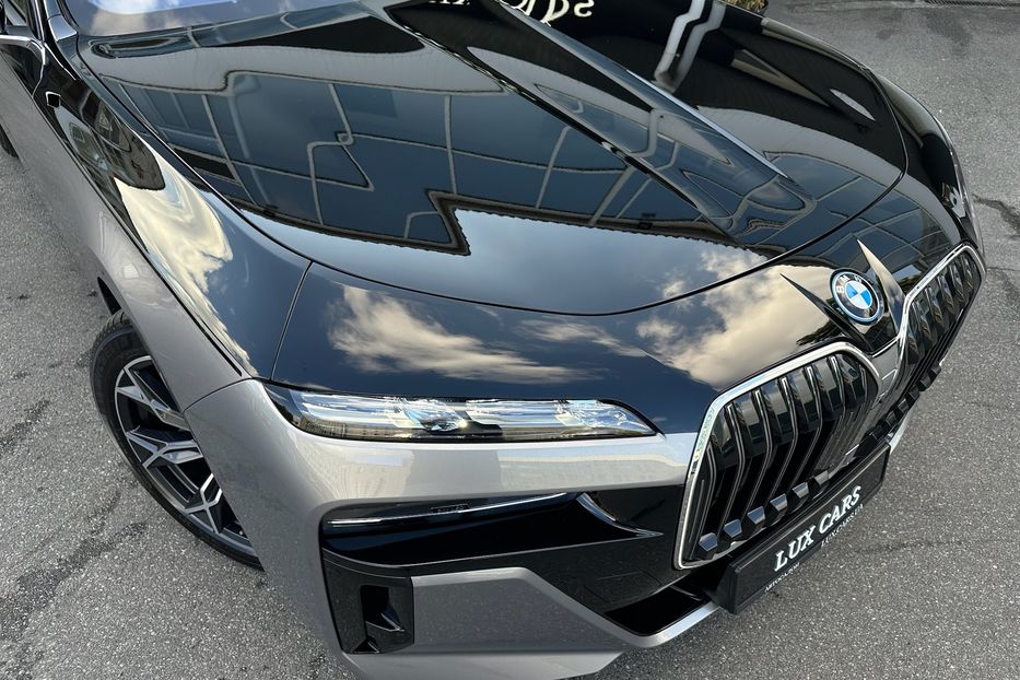 Продам BMW 760 I7 2024 года в Киеве