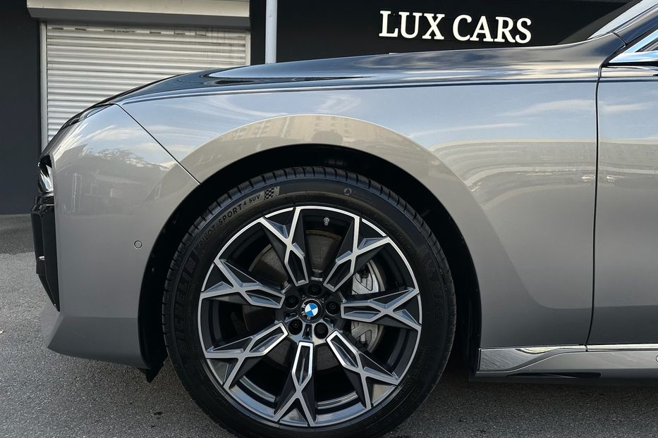 Продам BMW 760 I7 2024 года в Киеве