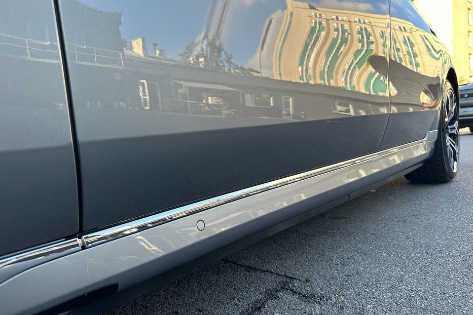 Продам BMW 760 I7 2024 года в Киеве