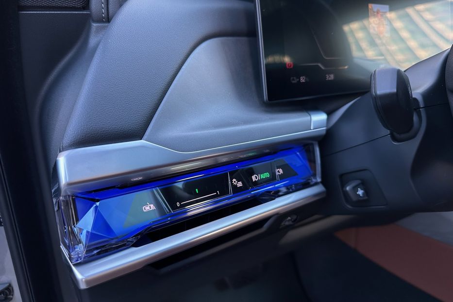 Продам BMW 760 I7 2024 года в Киеве