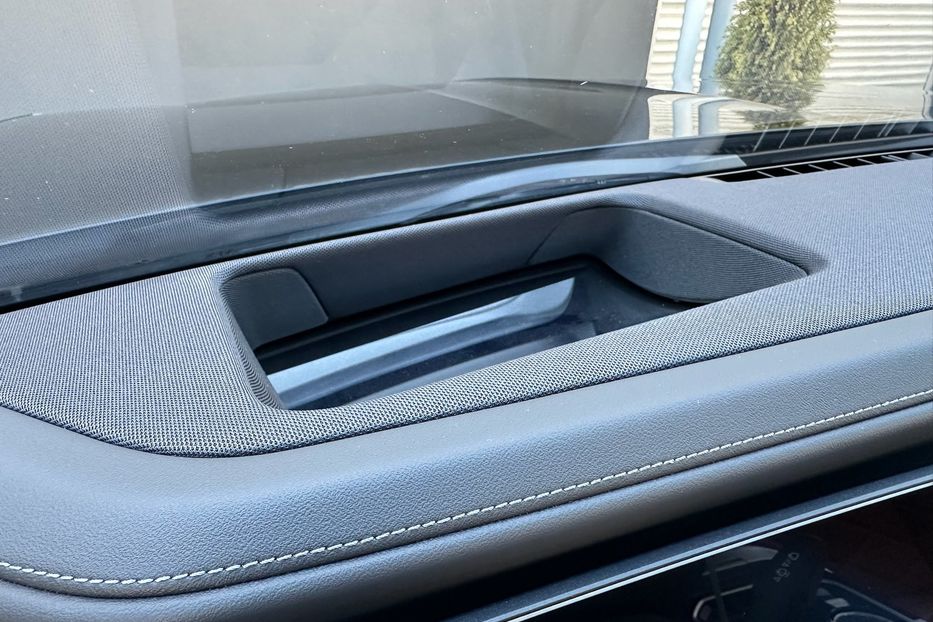 Продам BMW 760 I7 2024 года в Киеве
