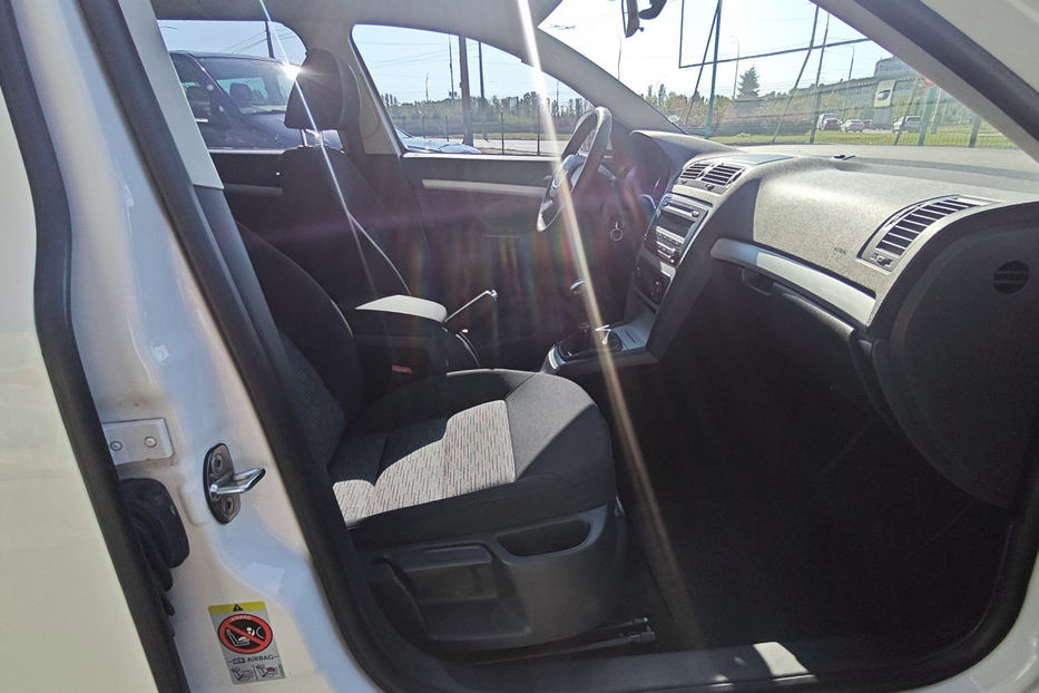 Продам Skoda Octavia A5 1.6D MT (105 к.с.)   2011 года в Киеве