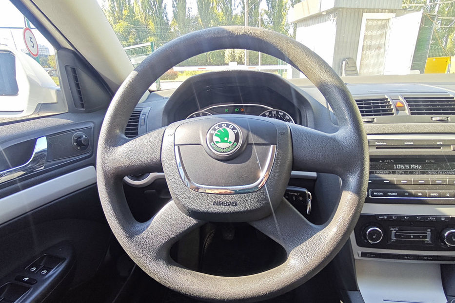 Продам Skoda Octavia A5 1.6D MT (105 к.с.)   2011 года в Киеве