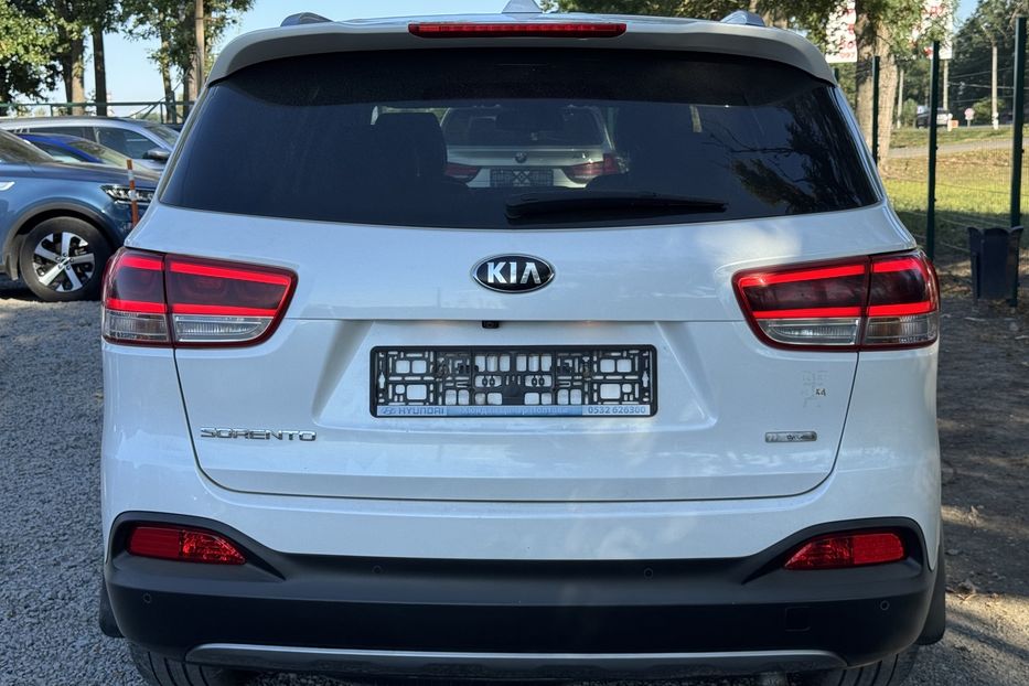 Продам Kia Sorento 7 місць COMIS 2016 года в г. Умань, Черкасская область