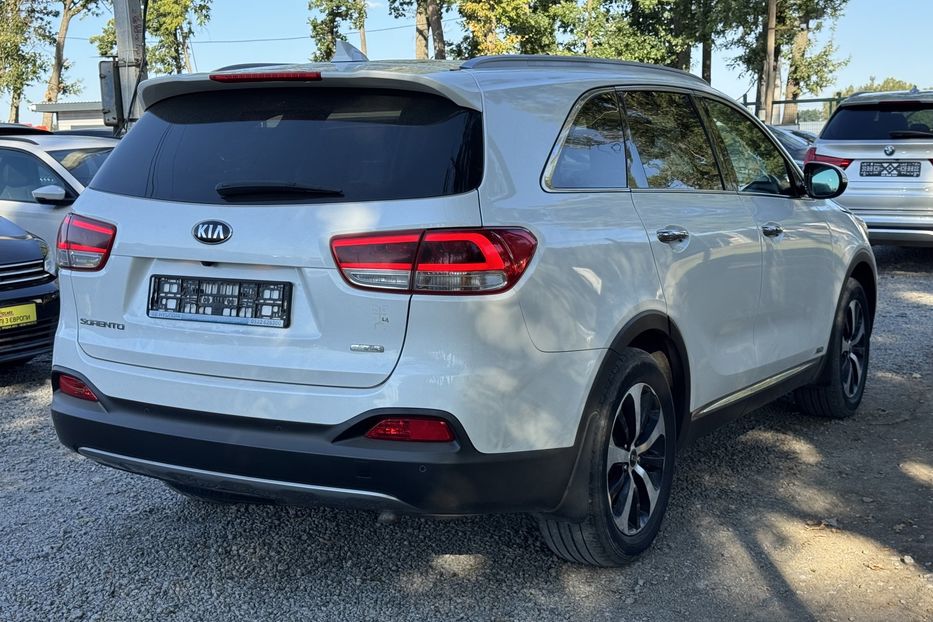 Продам Kia Sorento 7 місць COMIS 2016 года в г. Умань, Черкасская область