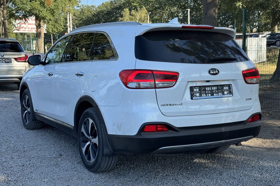 Продам Kia Sorento 7 місць COMIS 2016 года в г. Умань, Черкасская область