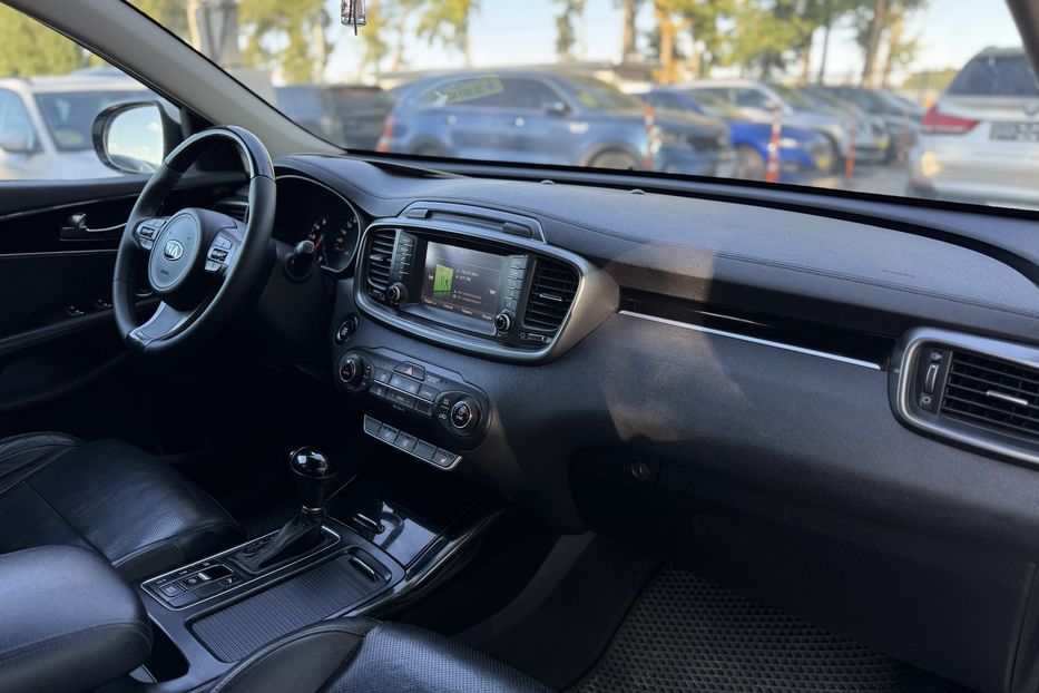 Продам Kia Sorento 7 місць COMIS 2016 года в г. Умань, Черкасская область
