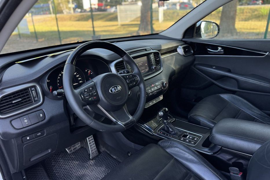 Продам Kia Sorento 7 місць COMIS 2016 года в г. Умань, Черкасская область