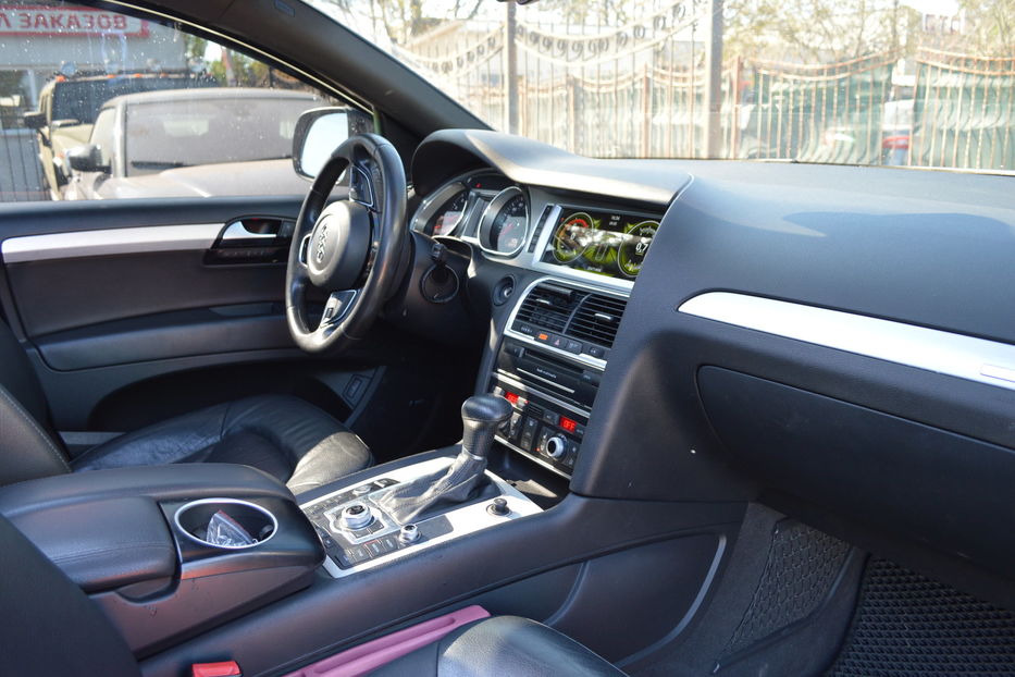 Продам Audi Q7 S-line 2015 года в Одессе