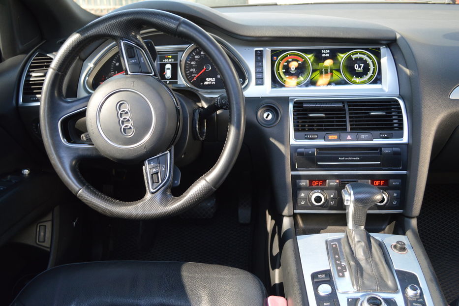 Продам Audi Q7 S-line 2015 года в Одессе