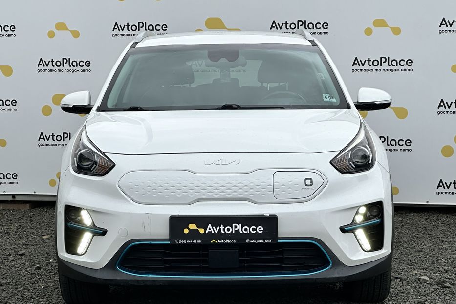 Продам Kia Niro 64 квт 2022 года в Луцке