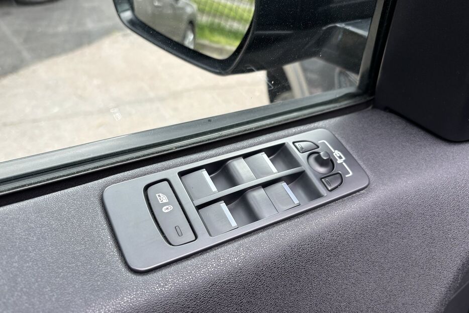 Продам Land Rover Discovery Sport 2018 року у Житомирі