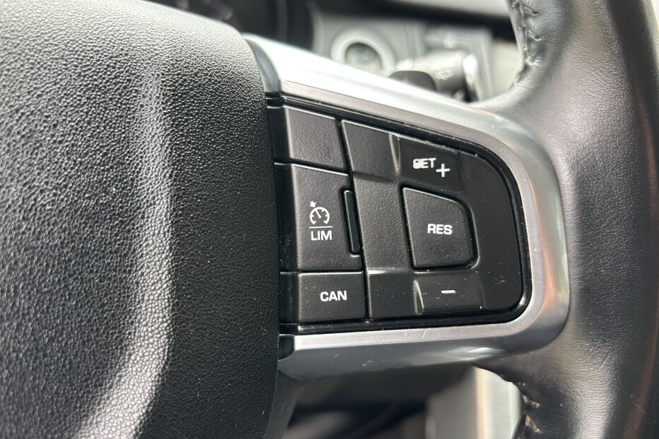 Продам Land Rover Discovery Sport 2018 року у Житомирі