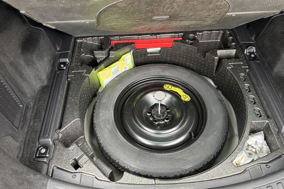 Продам Land Rover Discovery Sport 2018 року у Житомирі