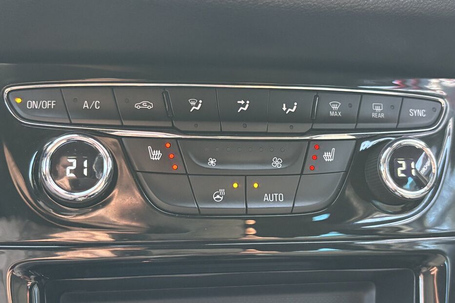 Продам Opel Astra K 2021 AUTOMAT 2020 року у Житомирі