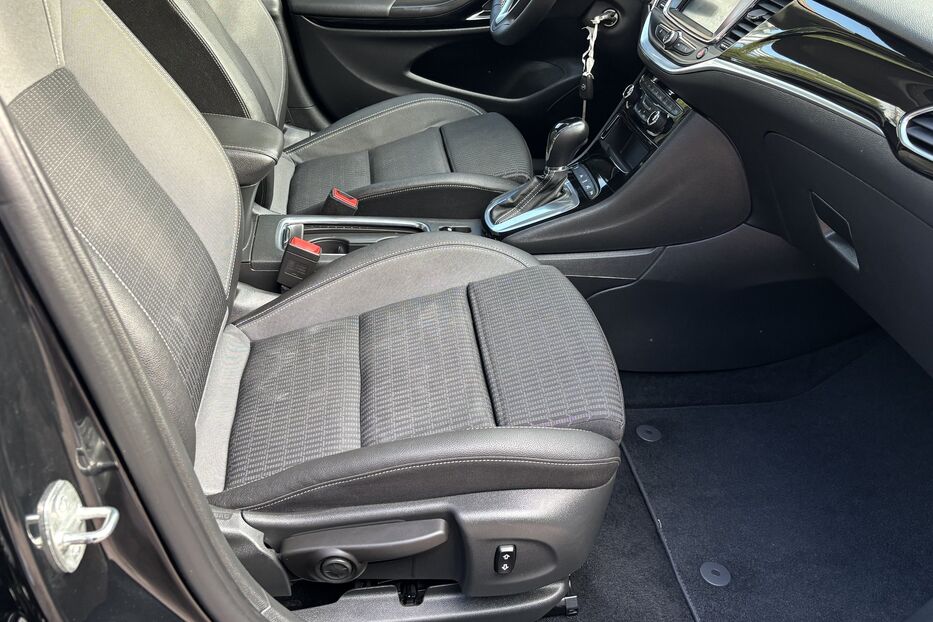 Продам Opel Astra K 2021 AUTOMAT 2020 року у Житомирі