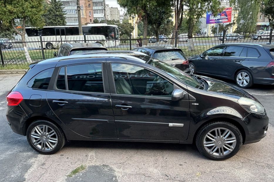 Продам Renault Clio Panorama 2011 года в Житомире
