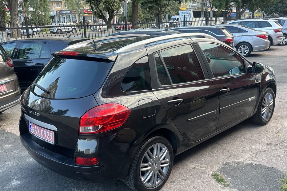 Продам Renault Clio Panorama 2011 года в Житомире