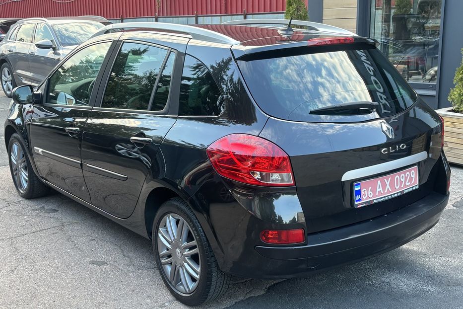 Продам Renault Clio Panorama 2011 года в Житомире