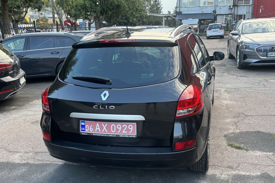 Продам Renault Clio Panorama 2011 года в Житомире