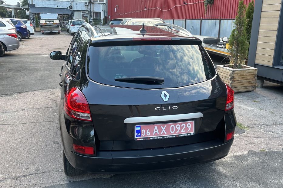 Продам Renault Clio Panorama 2011 года в Житомире