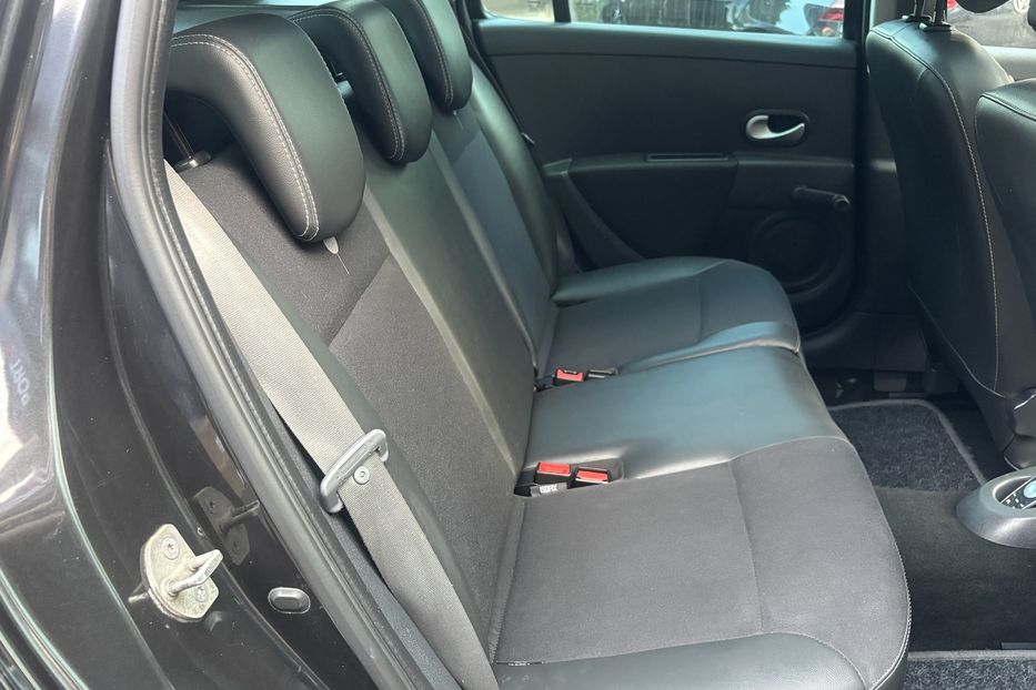 Продам Renault Clio Panorama 2011 года в Житомире