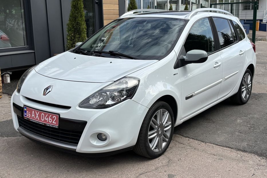 Продам Renault Clio 1.2 бенз,4-ох циліндр турбо 2011 года в Житомире