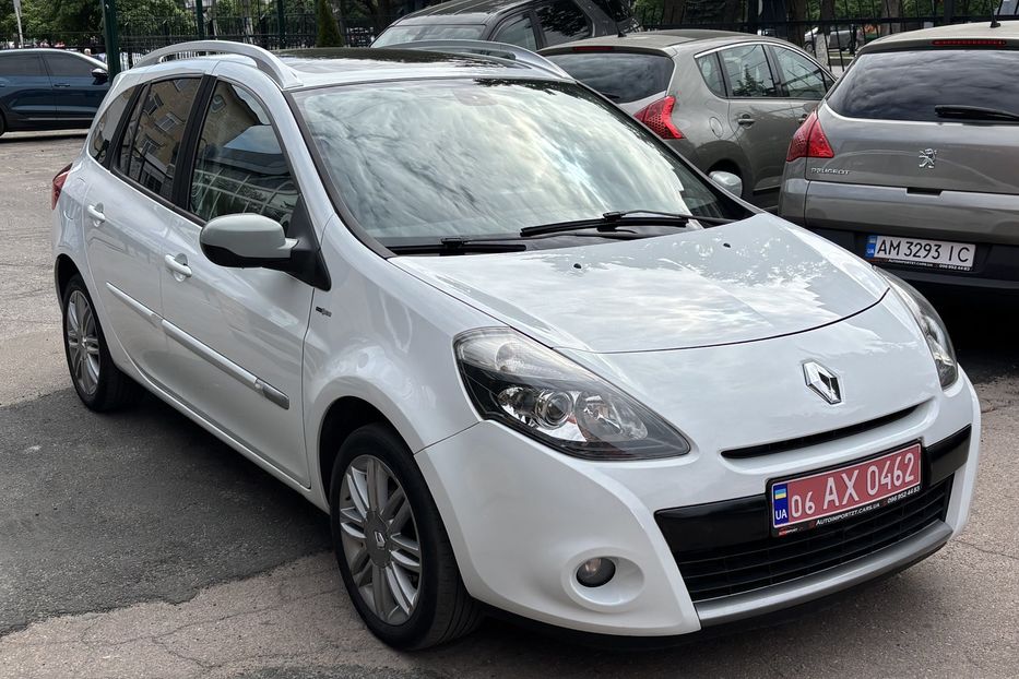 Продам Renault Clio 1.2 бенз,4-ох циліндр турбо 2011 года в Житомире