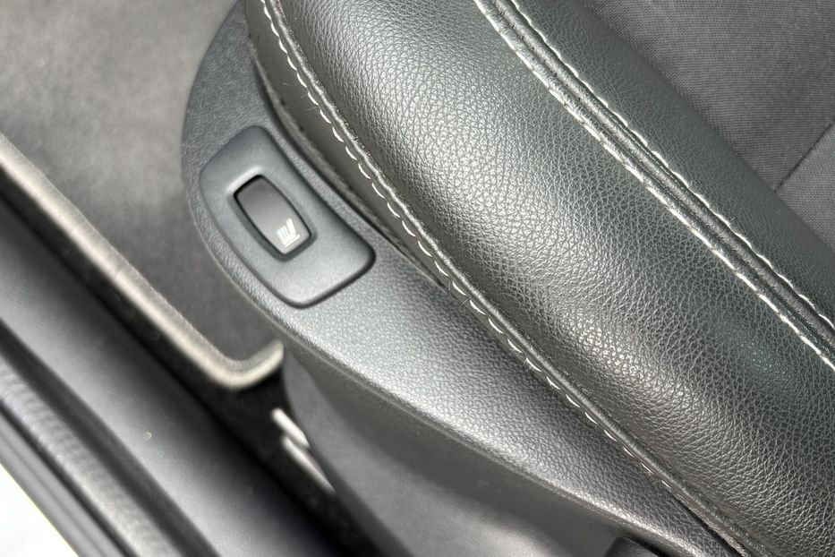 Продам Renault Clio 1.2 бенз,4-ох циліндр турбо 2011 года в Житомире