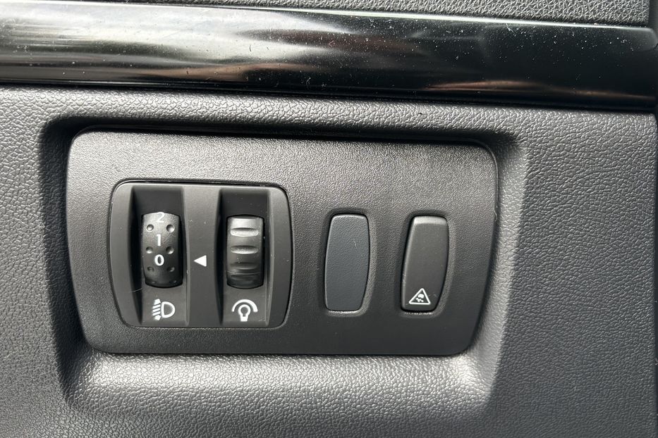 Продам Renault Clio 1.2 бенз,4-ох циліндр турбо 2011 года в Житомире