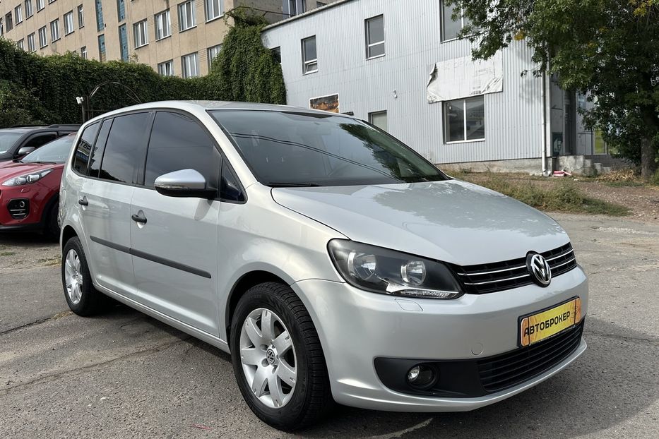 Продам Volkswagen Touran Офіційний 2011 года в Николаеве