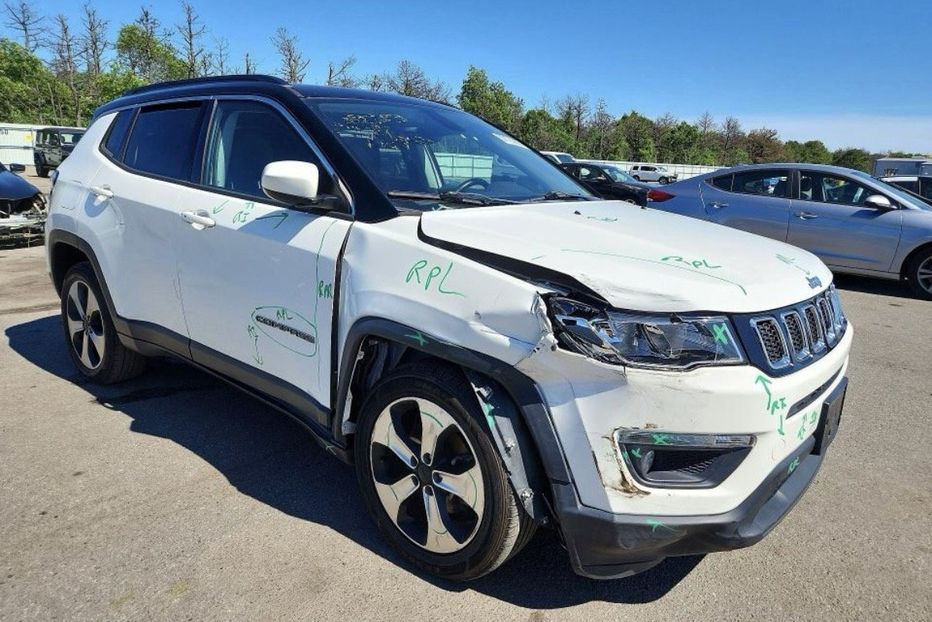 Продам Jeep Compass LATITUDE 2017 года в Житомире