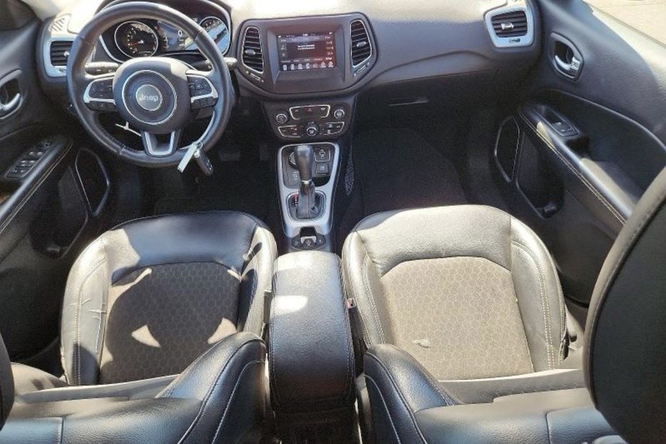 Продам Jeep Compass LATITUDE 2017 года в Житомире