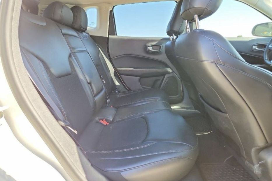 Продам Jeep Compass LATITUDE 2017 года в Житомире
