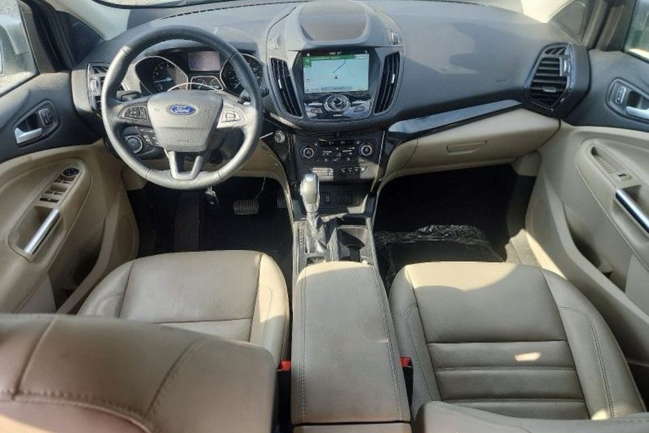 Продам Ford Escape TITANIUM 2019 года в Житомире