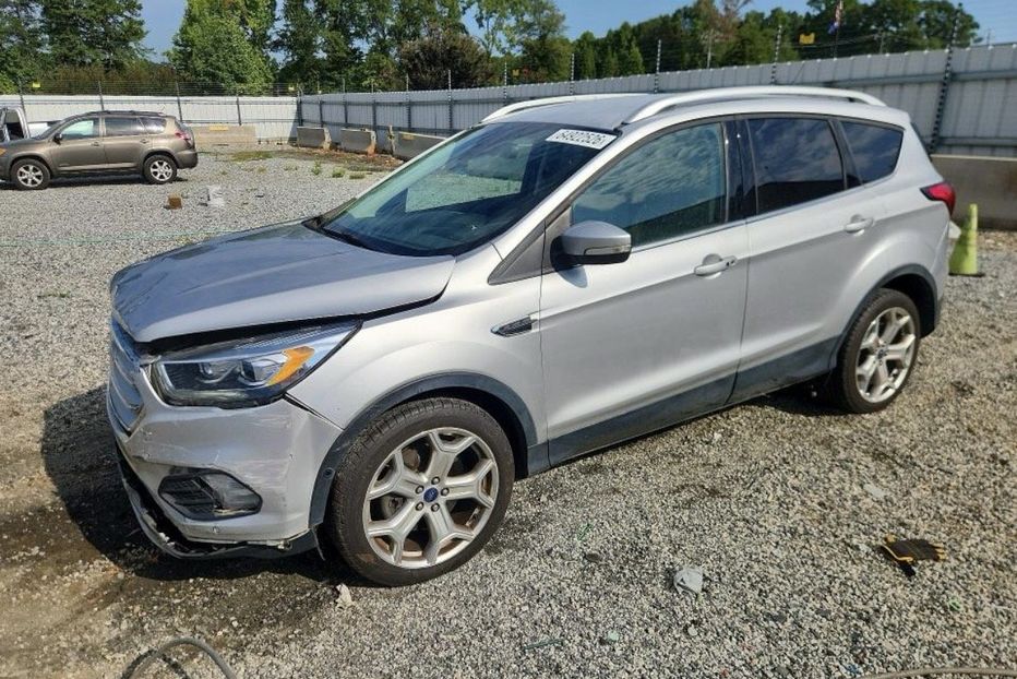 Продам Ford Escape TITANIUM 2019 года в Житомире