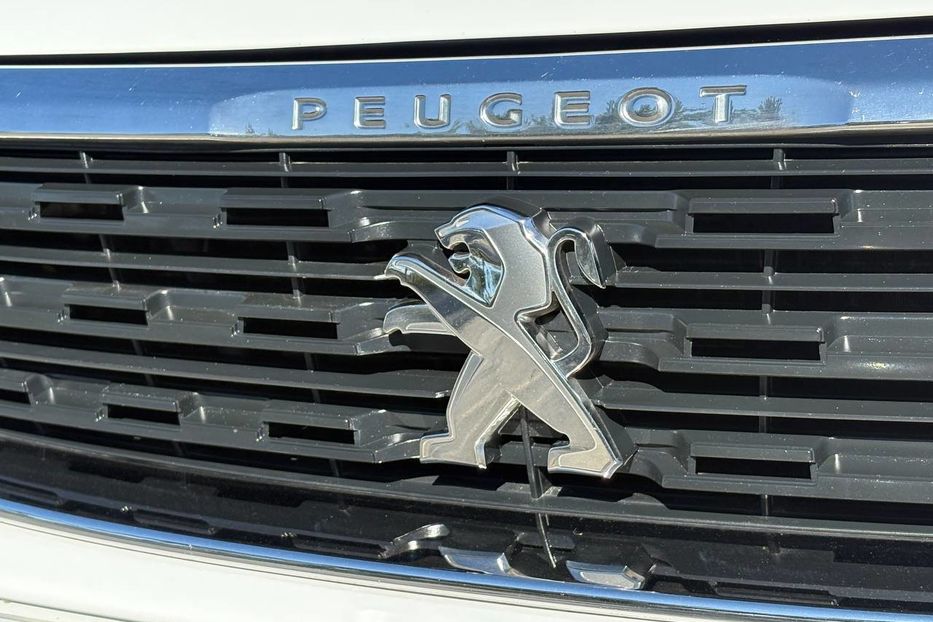 Продам Peugeot 308 НЕ МАЛЬОВАНИЙ 101%  2021 года в Львове