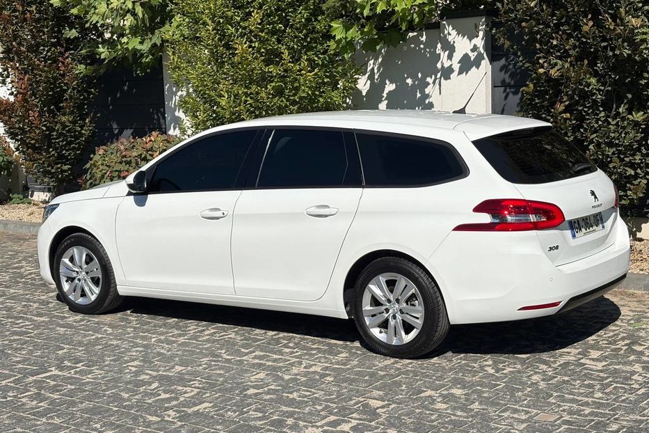 Продам Peugeot 308 НЕ МАЛЬОВАНИЙ 101%  2021 года в Львове