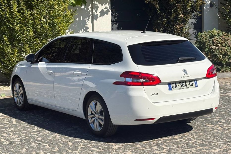 Продам Peugeot 308 НЕ МАЛЬОВАНИЙ 101%  2021 года в Львове