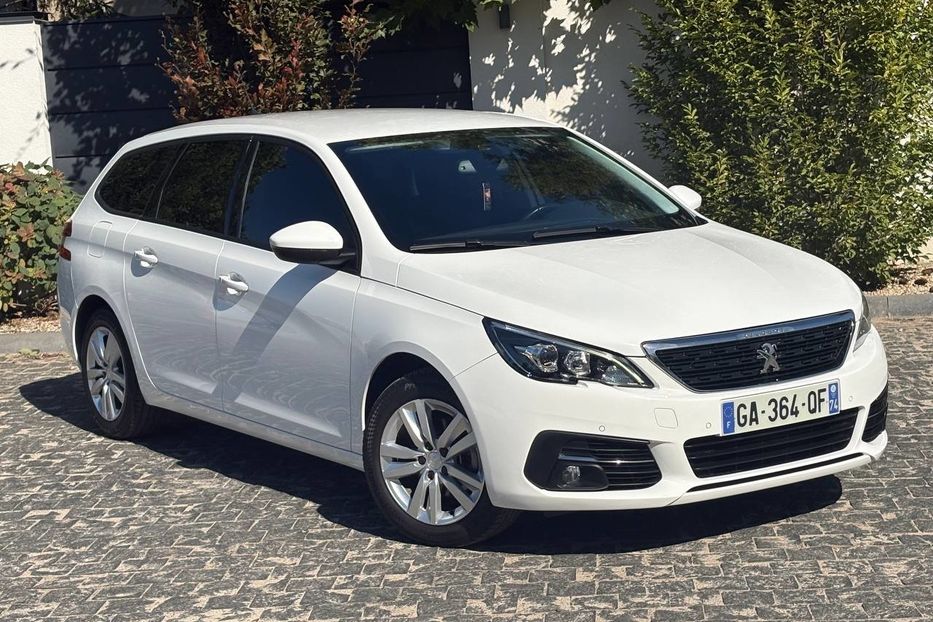 Продам Peugeot 308 НЕ МАЛЬОВАНИЙ 101%  2021 года в Львове