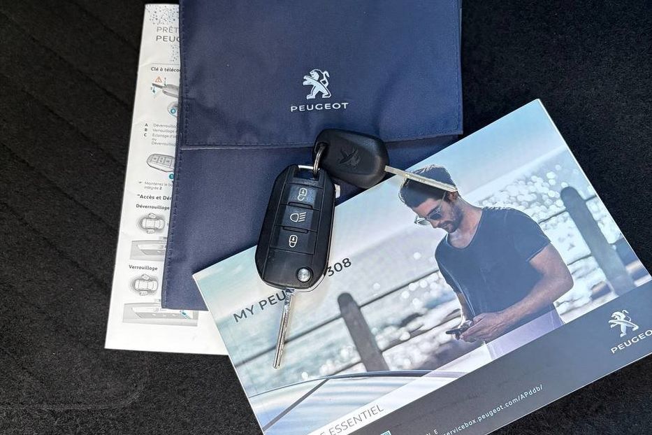 Продам Peugeot 308 НЕ МАЛЬОВАНИЙ 101%  2021 года в Львове