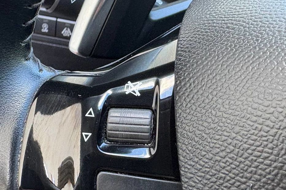 Продам Peugeot 308 НЕ МАЛЬОВАНИЙ 101%  2021 года в Львове