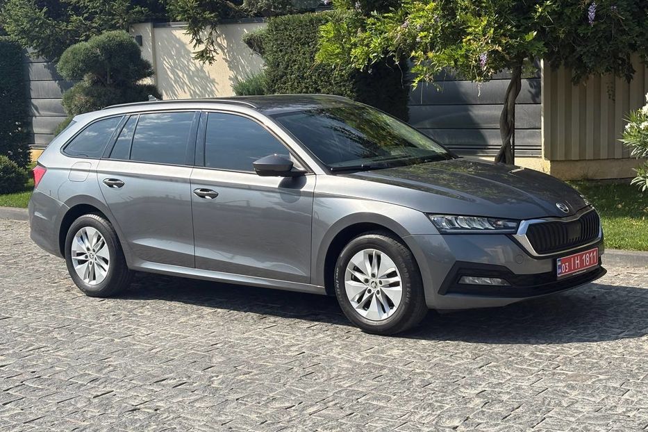 Продам Skoda Octavia A8 LED NAV НЕ МАЛЬОВАНА 101%   2022 года в Львове