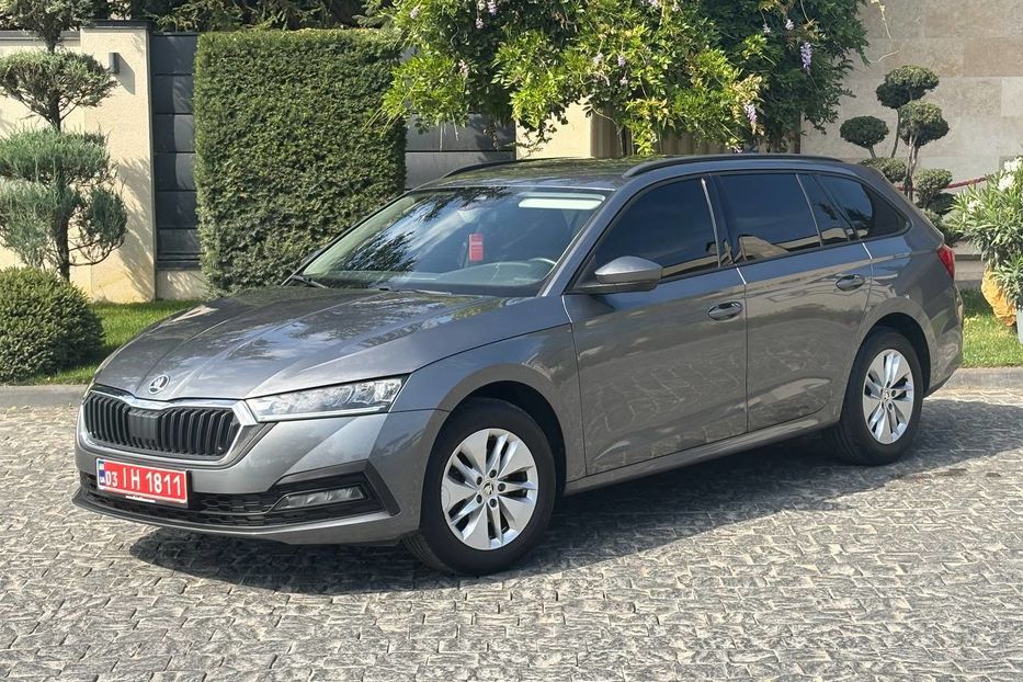 Продам Skoda Octavia A8 LED NAV НЕ МАЛЬОВАНА 101%   2022 года в Львове