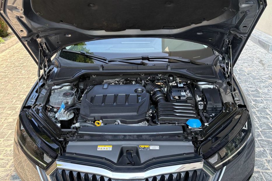 Продам Skoda Octavia A8 LED NAV НЕ МАЛЬОВАНА 101%   2022 года в Львове