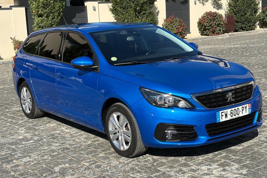 Продам Peugeot 308 LED NAV KLIM НЕ МАЛЬОВАНИЙ 101 2021 года в Львове