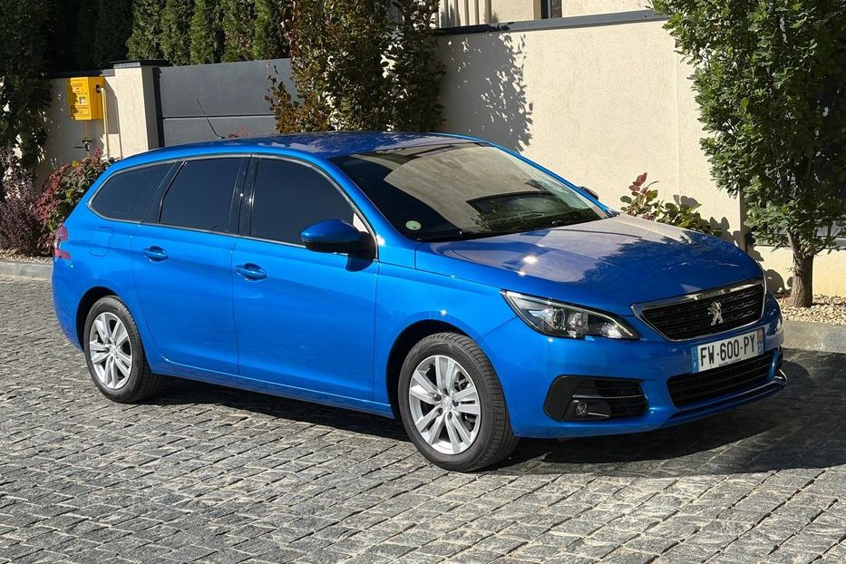 Продам Peugeot 308 LED NAV KLIM НЕ МАЛЬОВАНИЙ 101 2021 года в Львове