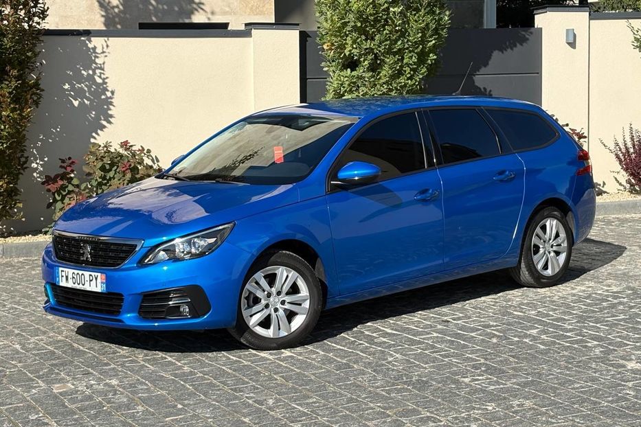 Продам Peugeot 308 LED NAV KLIM НЕ МАЛЬОВАНИЙ 101 2021 года в Львове