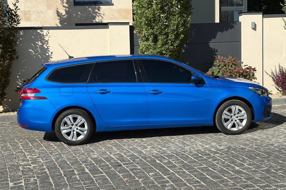 Продам Peugeot 308 LED NAV KLIM НЕ МАЛЬОВАНИЙ 101 2021 года в Львове