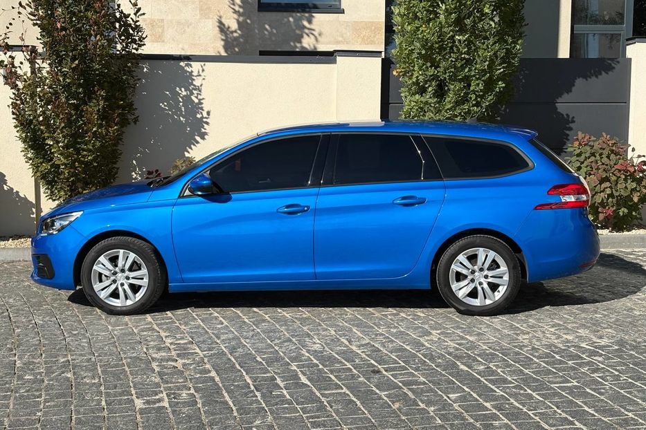 Продам Peugeot 308 LED NAV KLIM НЕ МАЛЬОВАНИЙ 101 2021 года в Львове